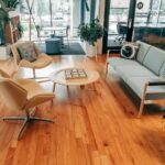 czym czyścić meble z okleiny