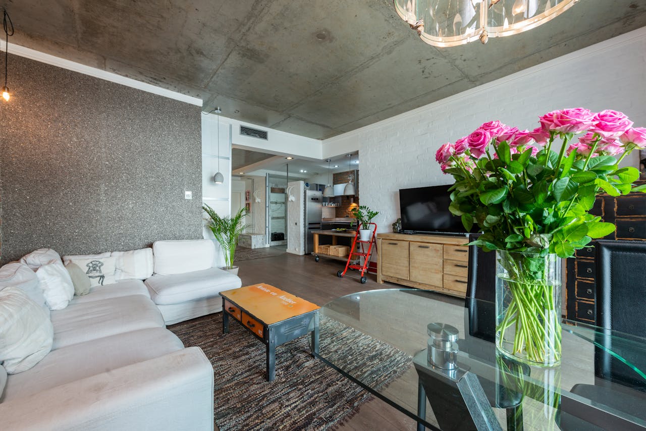 jaki kolor ścian do jasnych mebli